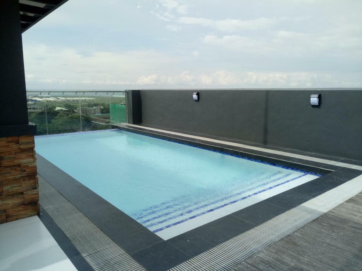 Cityscape Residences Unit 510 Bacolod Exterior photo